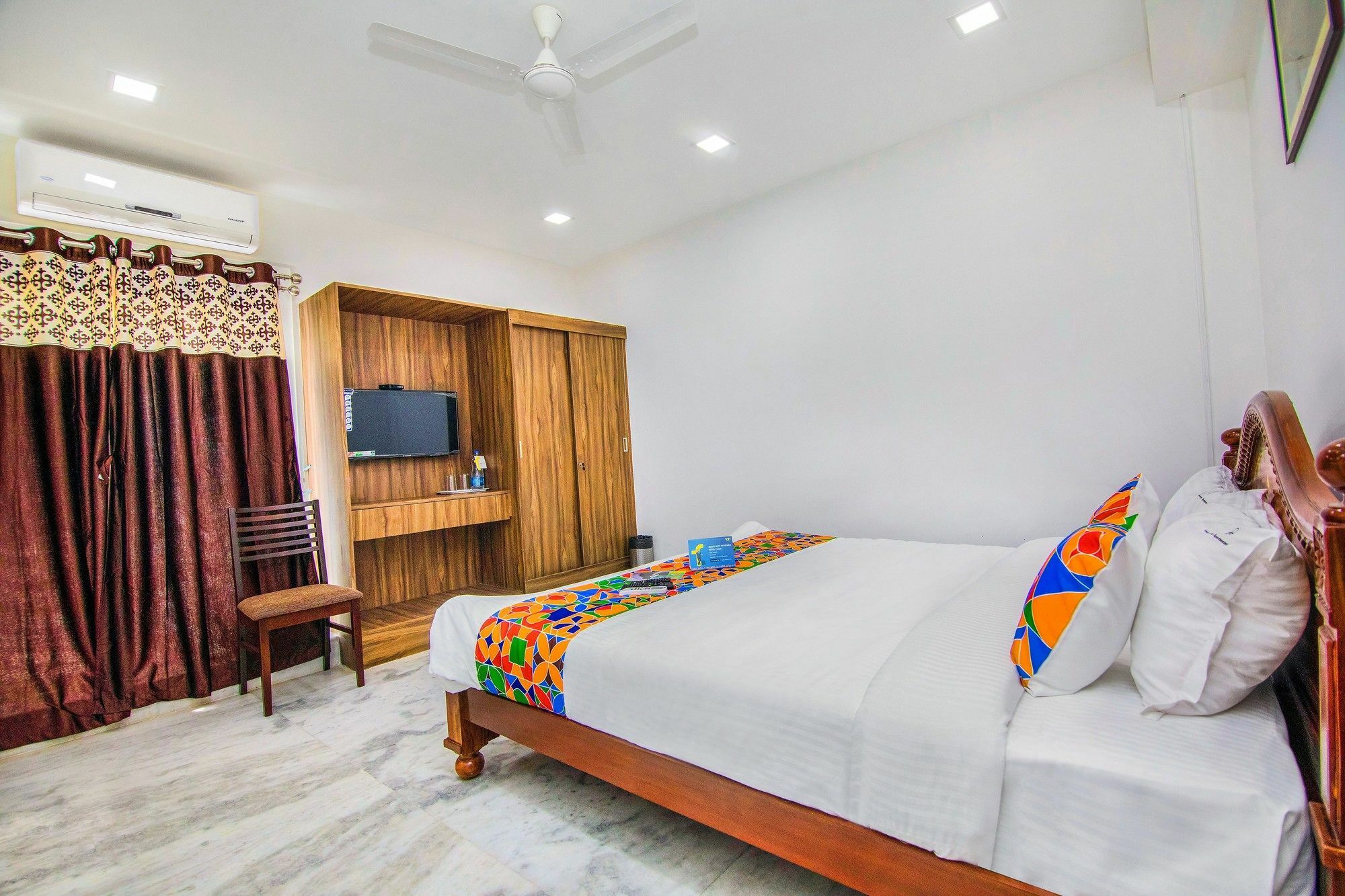 Fabhotel Venkeys Service Apartment Mylapore Chennai Exterior photo