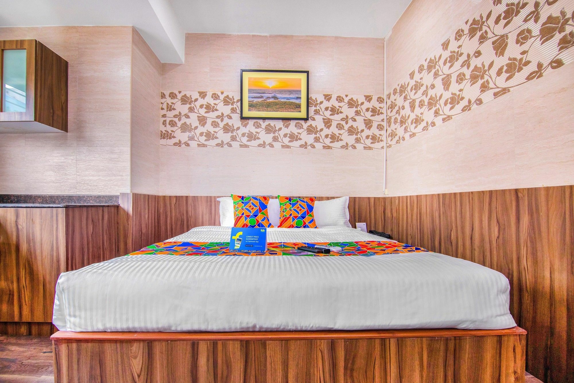 Fabhotel Venkeys Service Apartment Mylapore Chennai Exterior photo